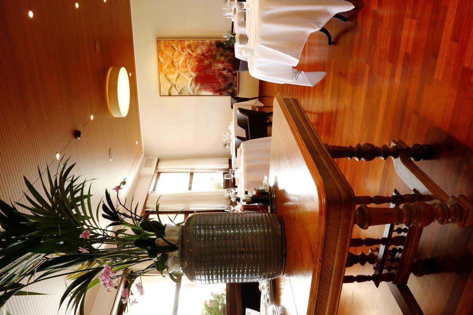 Boutique Hotel Balm Meggen Luaran gambar